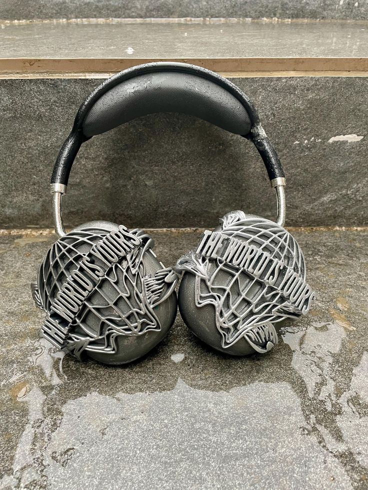 AirPod Max Cases