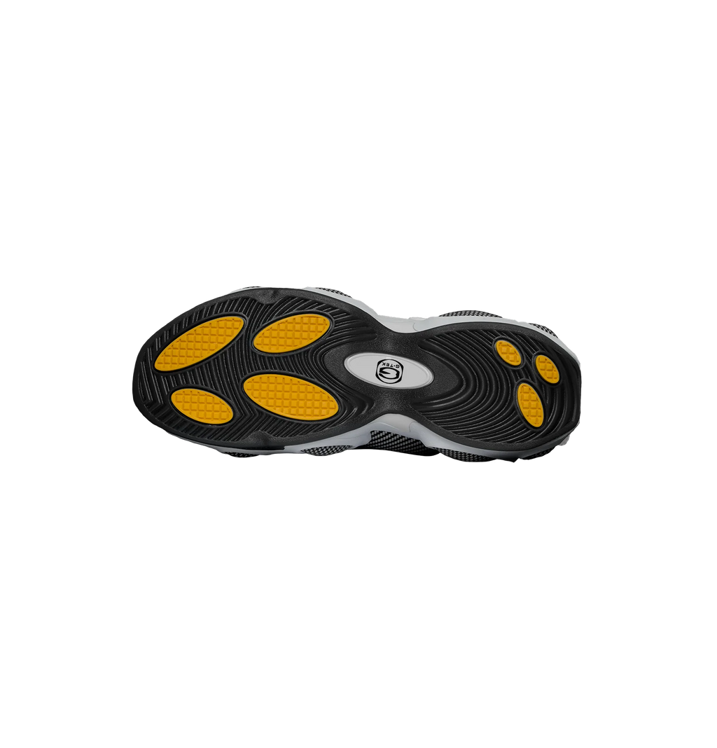 Nocta White and Black Glide