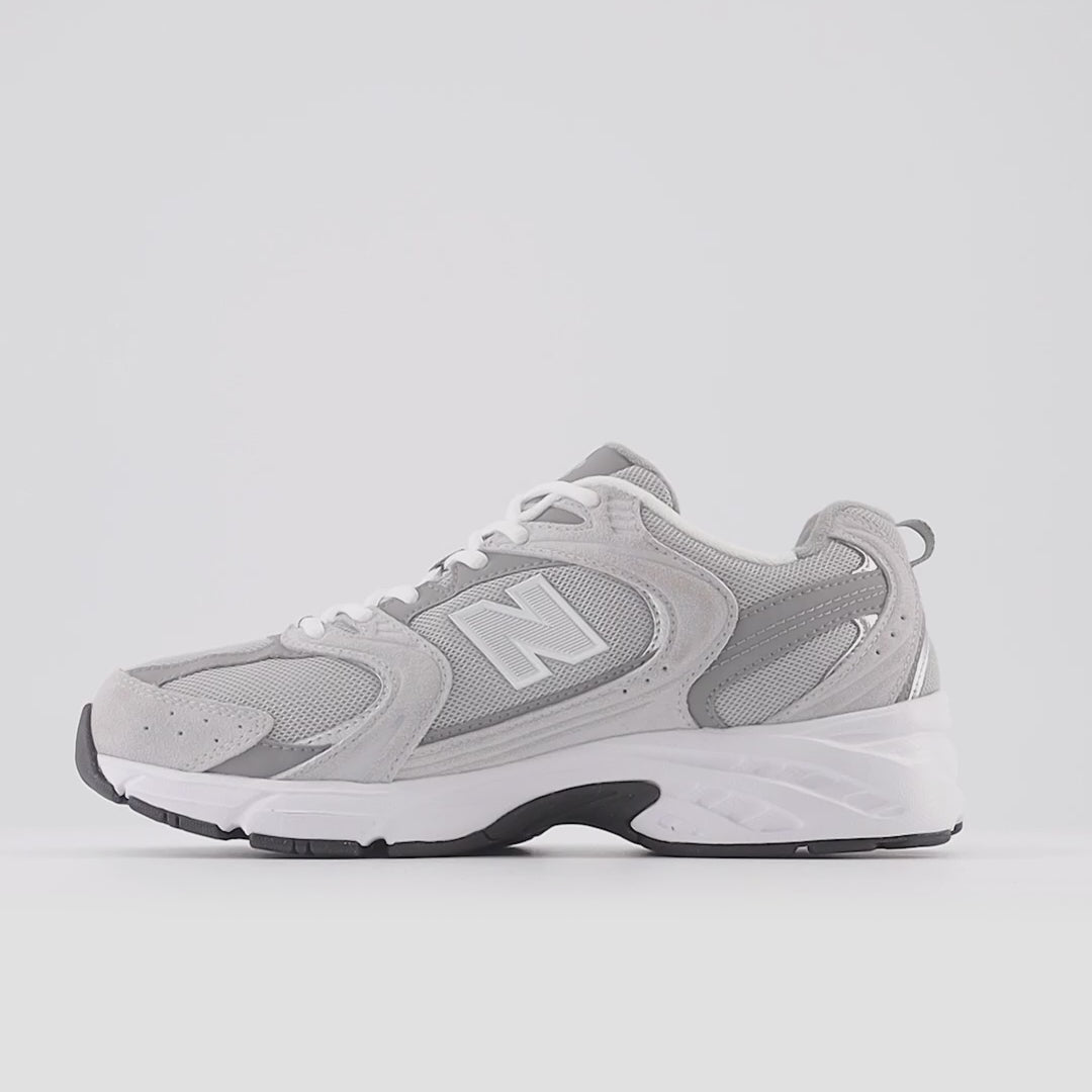 New Balance 530